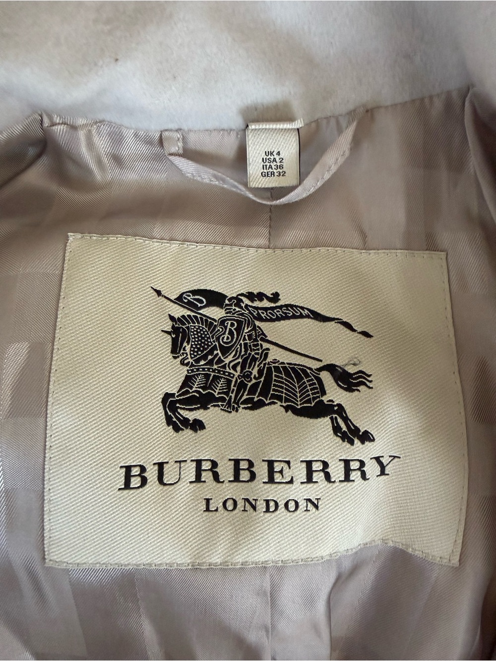 Burberry Y2K Women’s Wool & Cashmere Double Breasted Belted Trench Coat - Picture 5 of 9